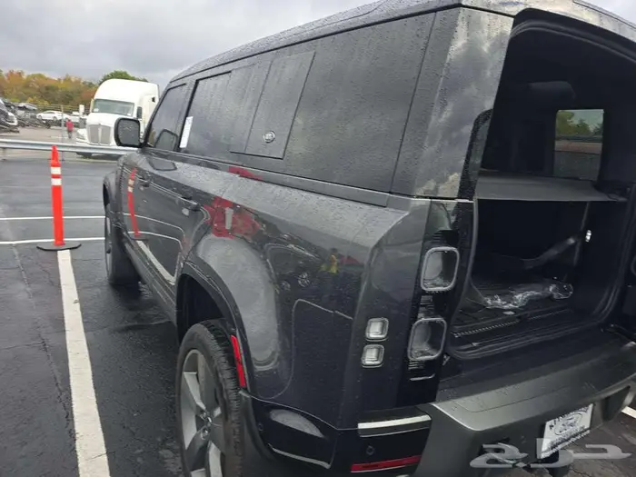 2024 Land Rover Defender 110 V8 Carpathian Edition 5