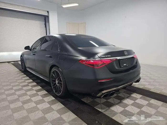 2024 Mercedes-Benz AMG S 63 E 6