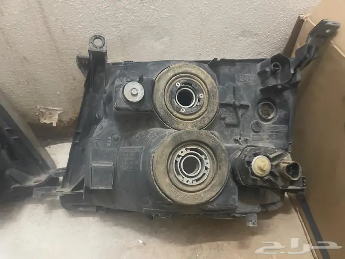 للبيع انوار وسطيات جيب 2005 وانوار زينه 2006 وديكورات أبواب 13