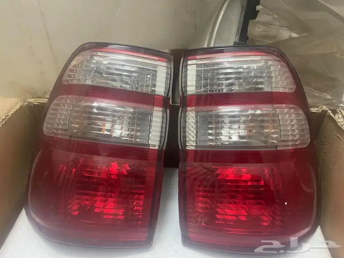 للبيع انوار وسطيات جيب 2005 وانوار زينه 2006 وديكورات أبواب 17