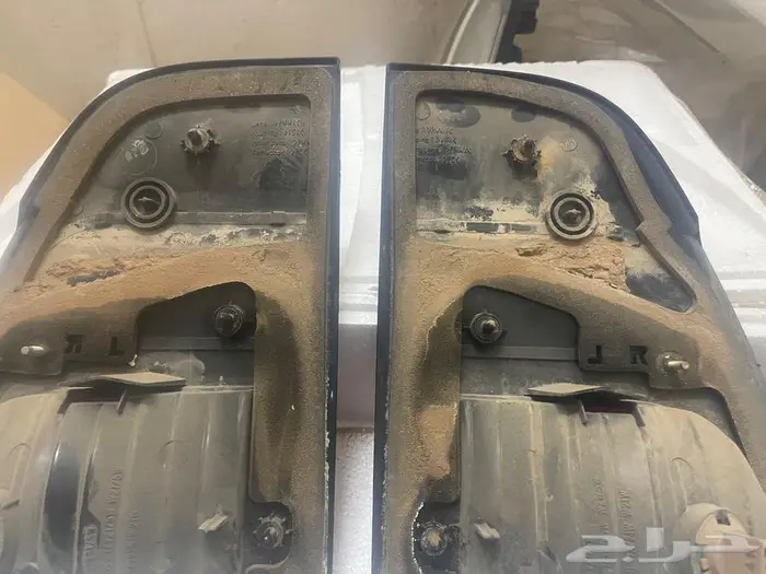 للبيع انوار وسطيات جيب 2005 وانوار زينه 2006 وديكورات أبواب 20