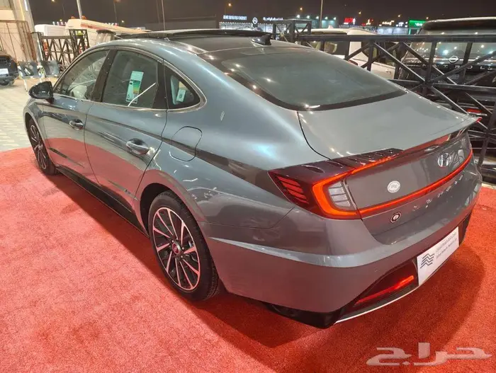 هيونداي سوناتا ميد 2023 9