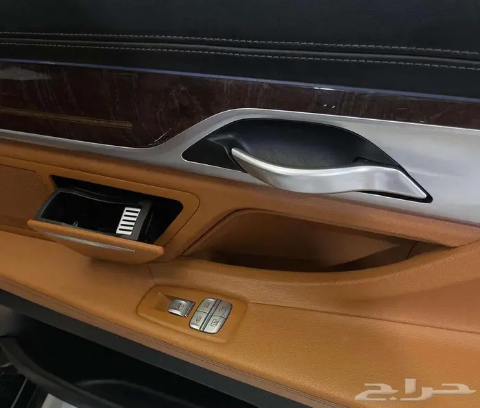 بي ام دبليو 2021 25