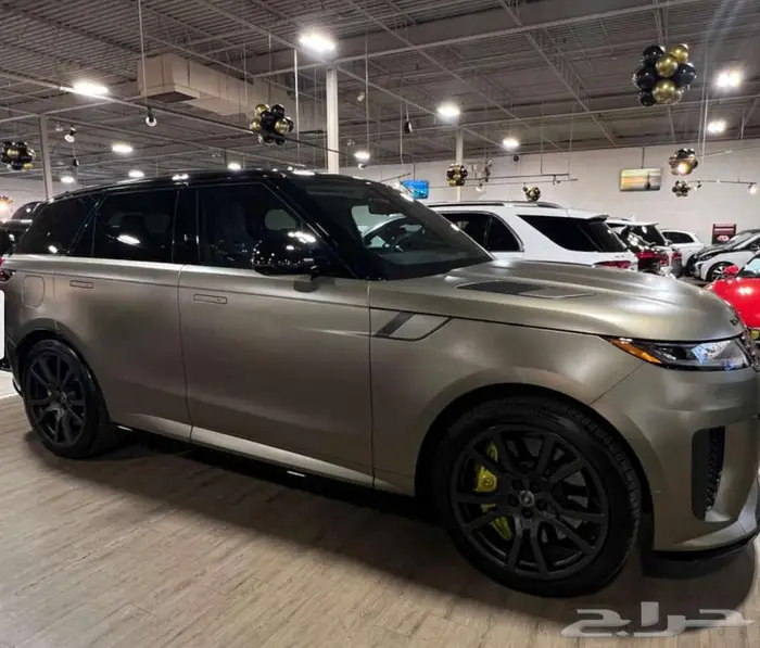 range rover sport SV 8