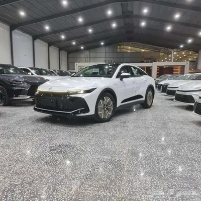 كراون برستيج هايبرد 2026 السعر 150650 index