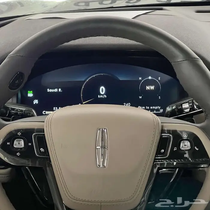 لينكون افياتور ريزرف 7مقاعد بنزين 2023 بأقل الأسعار 11