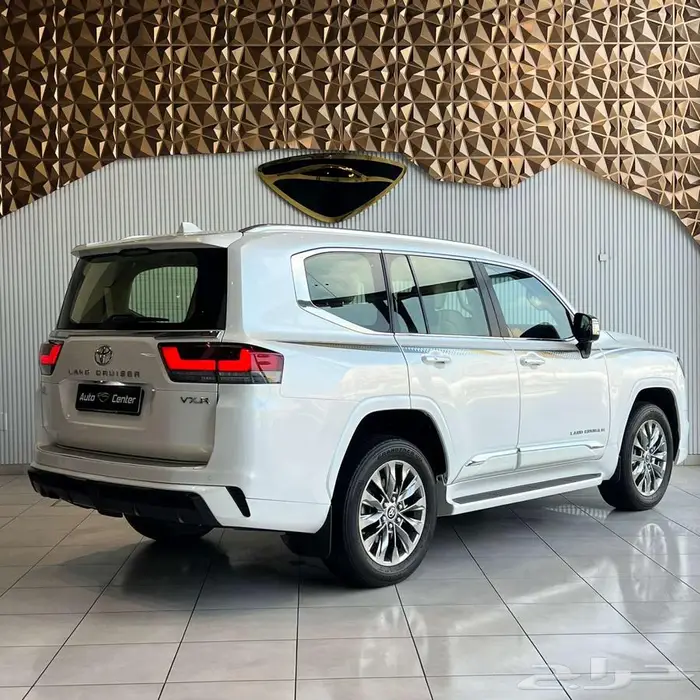 TOYOTA LAND CRUISER VXR TWIN TURBO 2022 WHITE 4