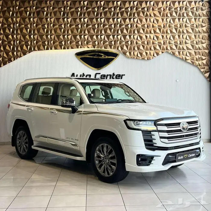 TOYOTA LAND CRUISER VXR TWIN TURBO 2022 WHITE 1