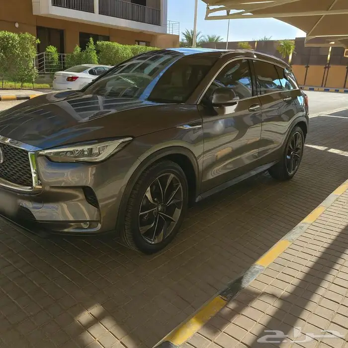 INFINITI QX50 4