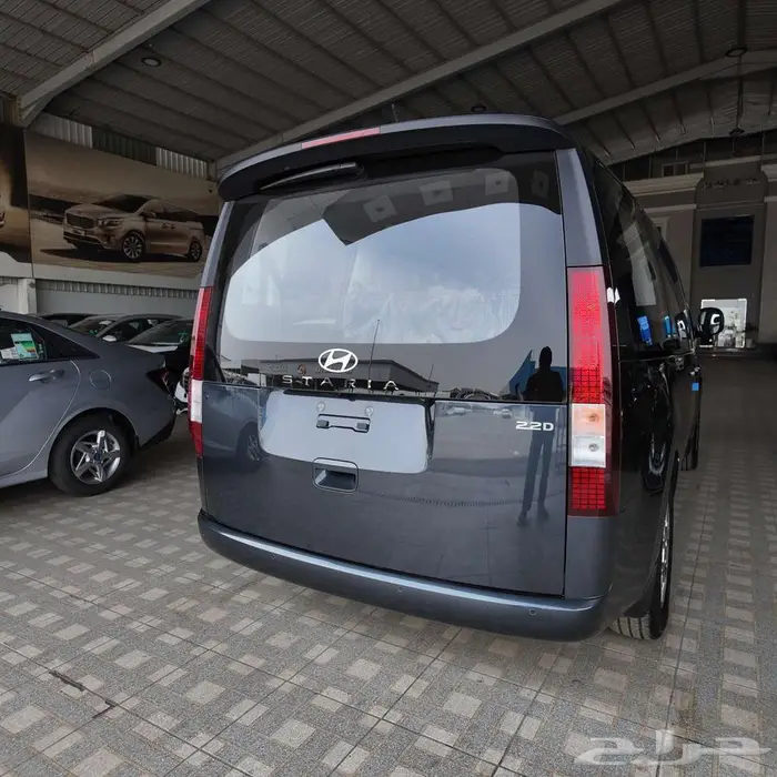 هونداي ستاريا 3