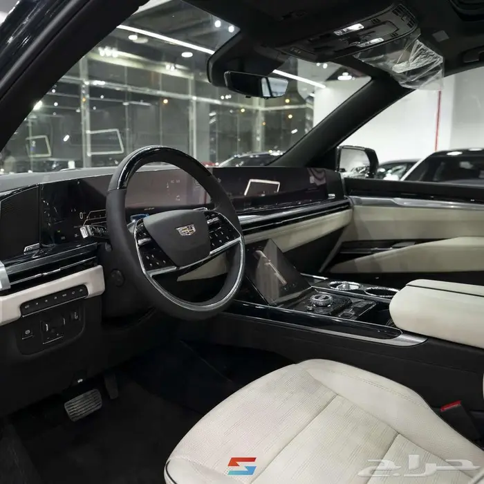 كاديلاك اسكاليد سبورت موديل 2025 12