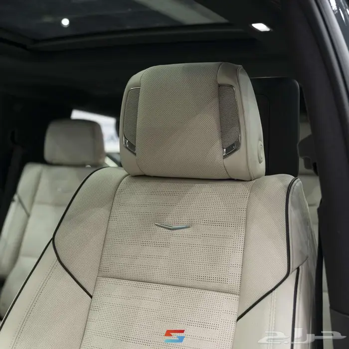 كاديلاك اسكاليد سبورت موديل 2025 11