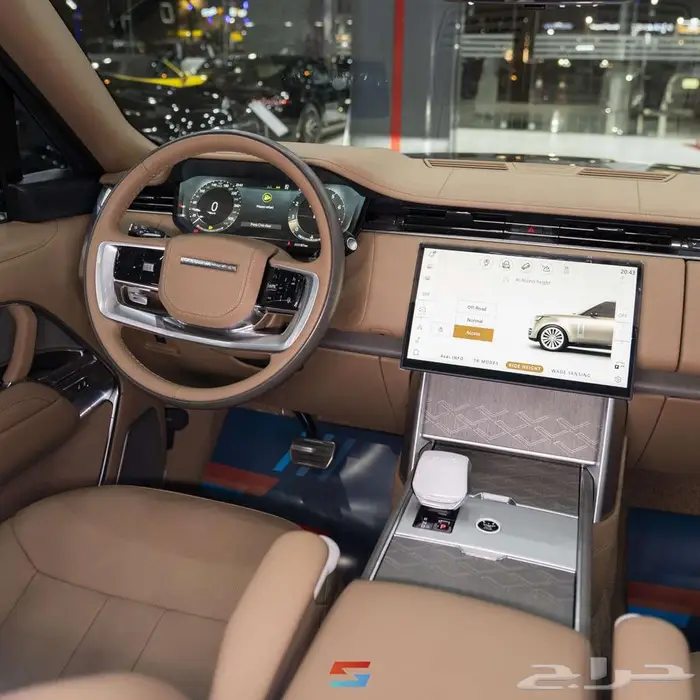 لاند روفر رنج روفر SV لونج موديل 2025 17