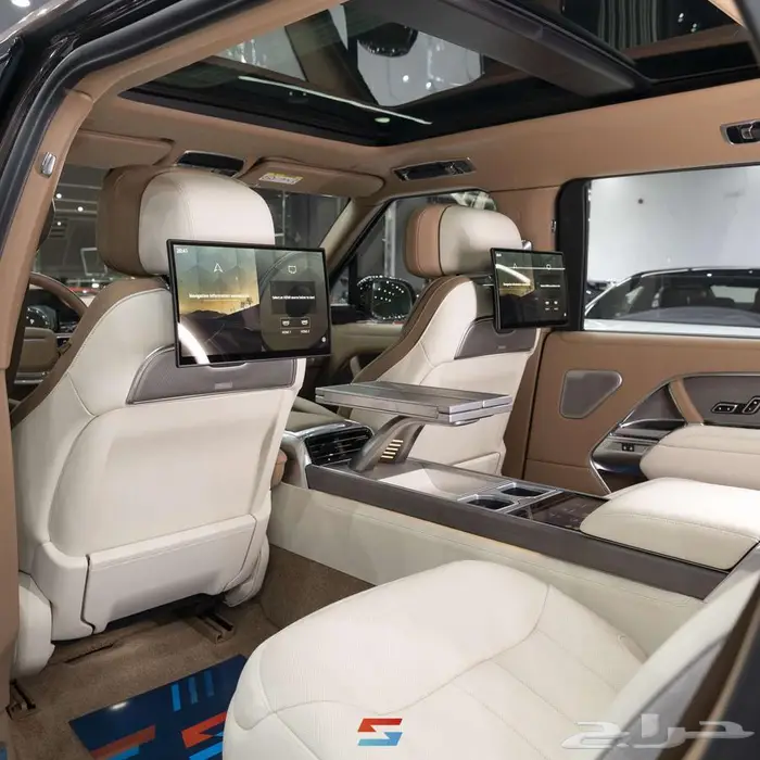 لاند روفر رنج روفر SV لونج موديل 2025 13