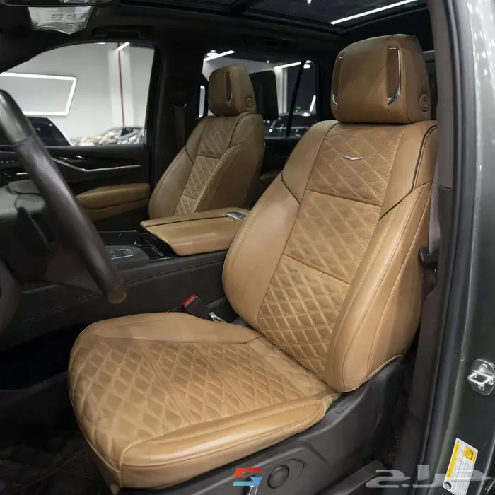 كاديلاك اسكاليد سبورت موديل 2023 9