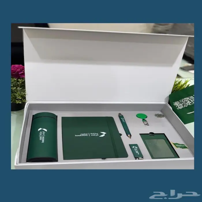 هدايا بوكس هدايا فاخر اعلام علم مقوي علم السعودية 0