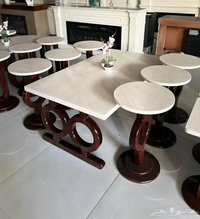 طاولات تفصيل حسب الطلب 58