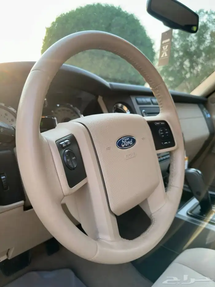 (مباع)فورد اكسبديشن 2013 وكالة 39