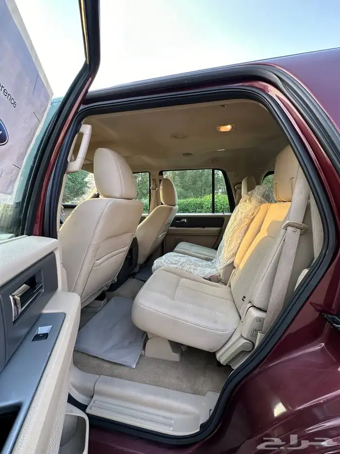 (مباع)فورد اكسبديشن 2013 وكالة 42