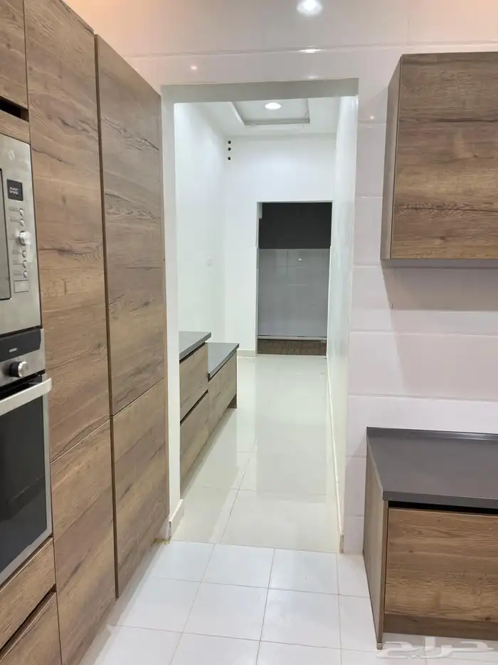 للبيع وحدة ارضية بموقع مميز في حي سلطانة ببريدة 9