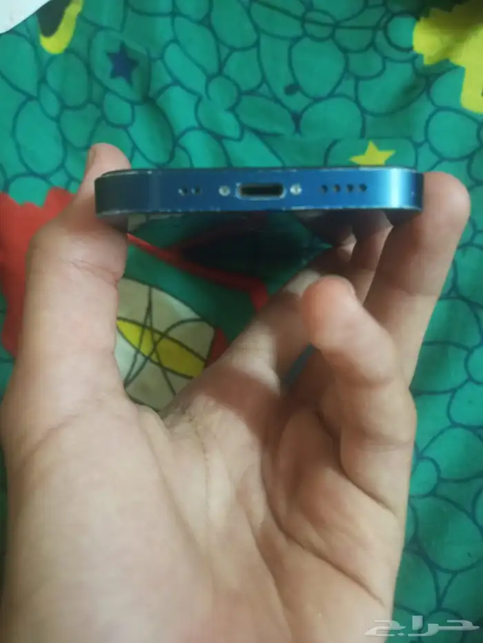 ايفون 12 ميني 256 قيقا الخلفيه مكسوره مثل مو موضح في الصوره 2