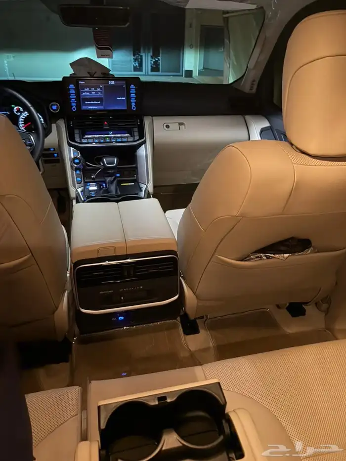 لاند كروزر 2024 تنفس طبيعي وارد وليد للسيارات مخزن 13