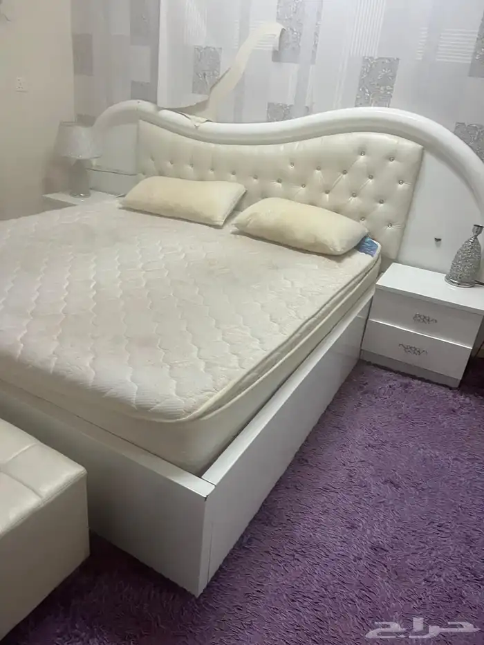 للبيع غرفه نوم   مجلس 4