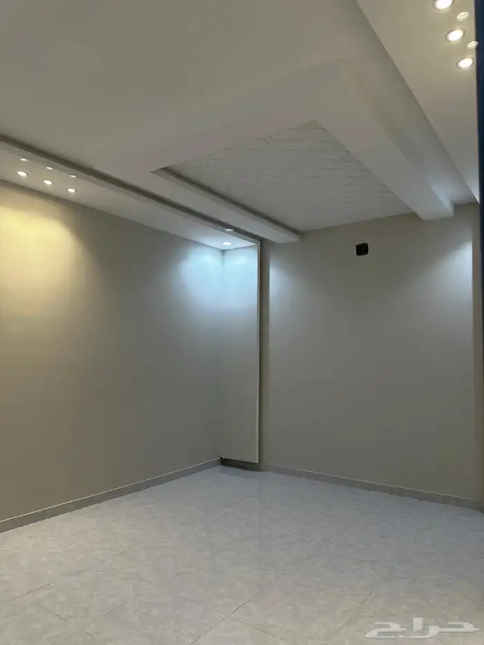 فلة للايجار بوابة الشرق 7