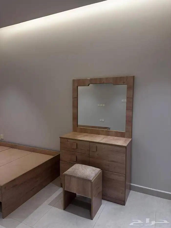 دواليب غرف نوم كنب ستائر مطابخ 19