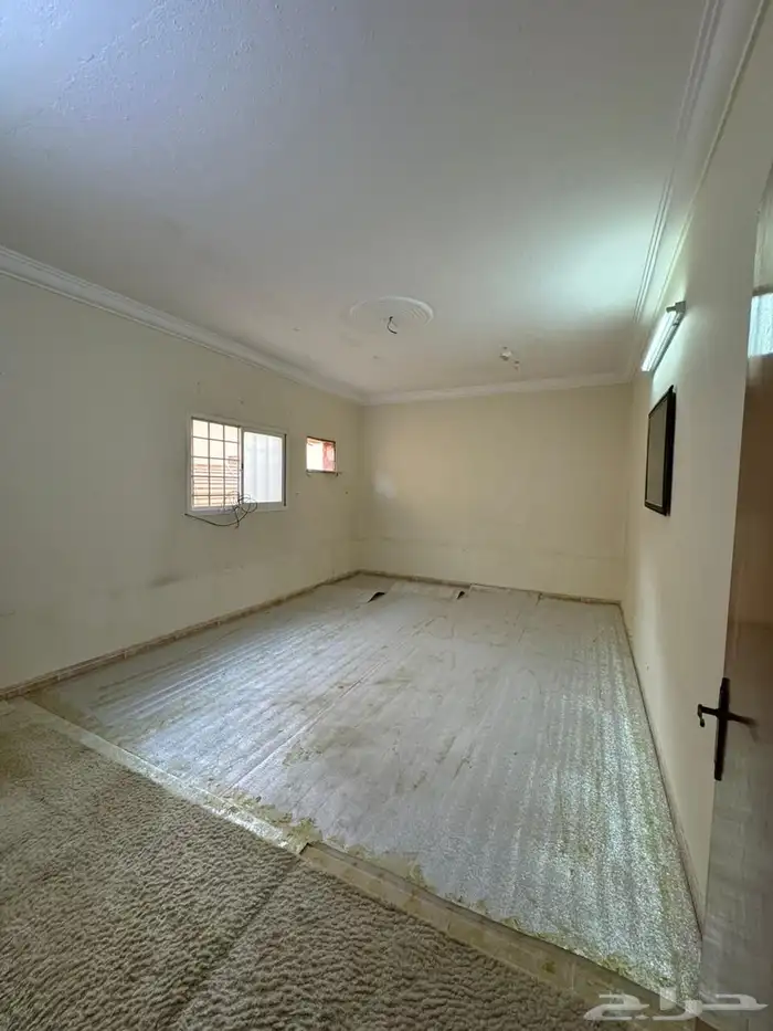 شقة للإيجار حي الخليج 6