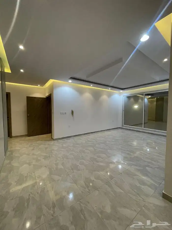 للبيع شقق دور ارضي بمدخل خاص داخل حد الحرم بالرانوناء 5