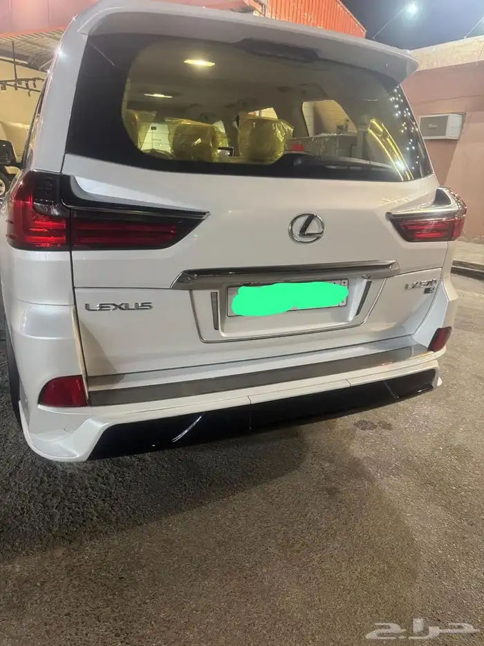 جيب ليكزس 2020 19