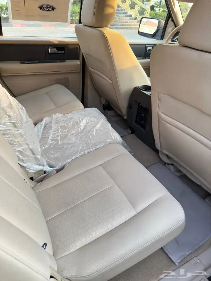 (مباع)فورد اكسبديشن 2013 وكالة 49