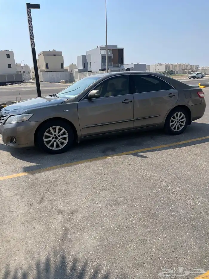 للبيع كامري 2010 1