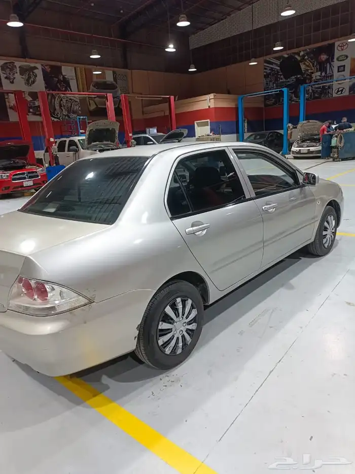 ميتسوبيشي لانسر 2005 12