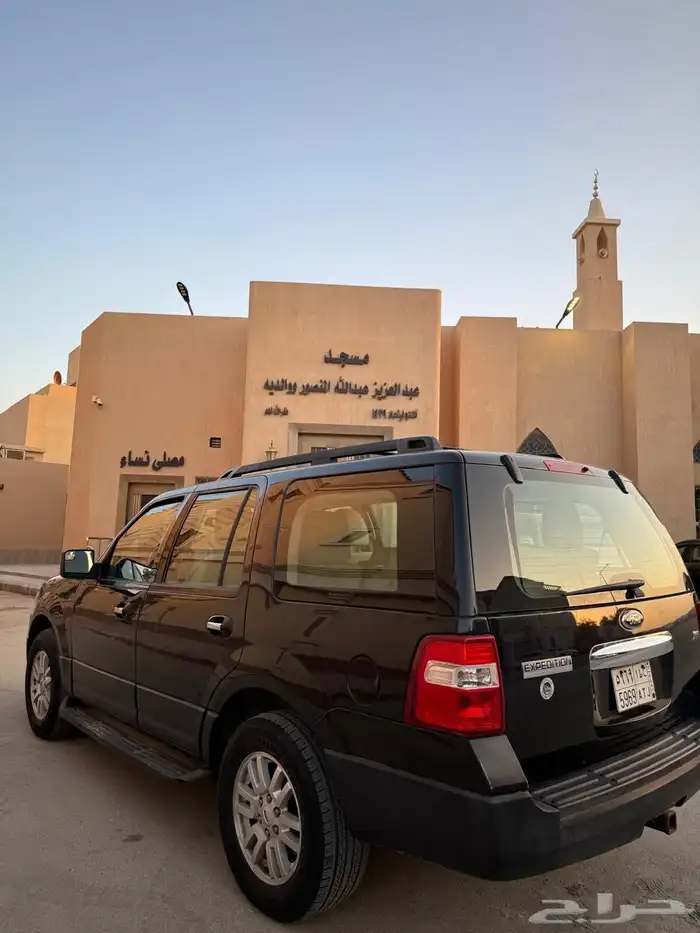 فورد اكسبدشن قصير دبل 4