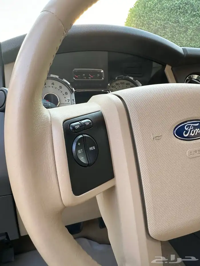 (مباع)فورد اكسبديشن 2013 وكالة 67