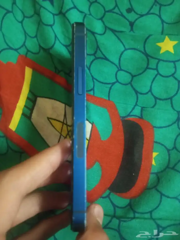 ايفون 12 ميني 256 قيقا الخلفيه مكسوره مثل مو موضح في الصوره 4