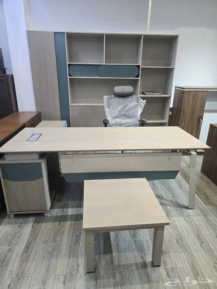 مكاتب فخمة بتصاميم عصرية تناسب جميع الاذواق 10