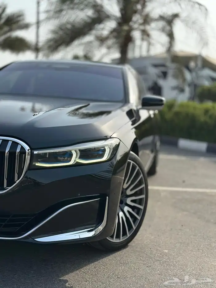 بي ام دبليو 750 8سلندر BMW 7serious 750 xDrive 2021 15