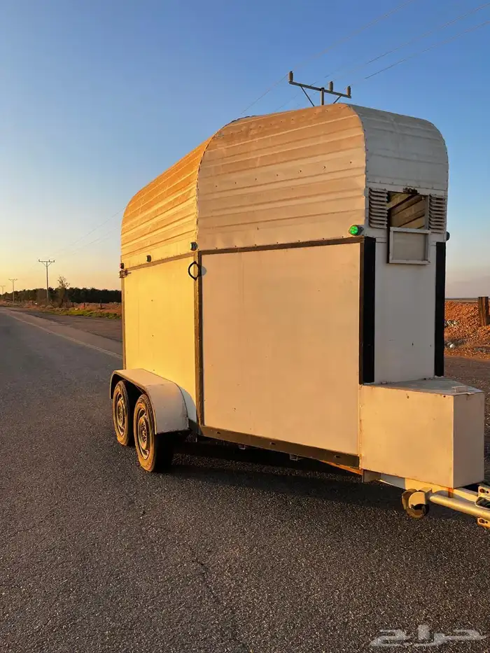 عربة نقل خيل 1