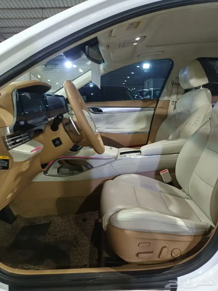 هيونداي ازيرا ابيض 2020 بنزين بطاقة جمركية وارد كوريا 7