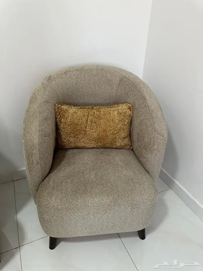 عدد اثنان كراسي جديد للبيع 0