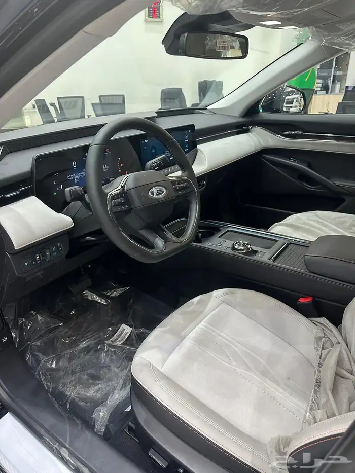 فورد تورس تيتانيوم 2026 1