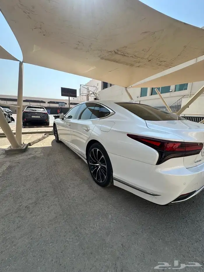 لكزس Ls500h اعلى فئة مديل 2021 8