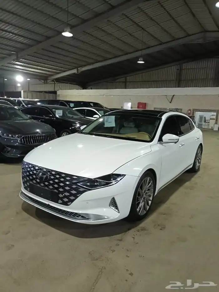 هيونداي ازيرا ابيض 2020 بنزين بطاقة جمركية وارد كوريا 3