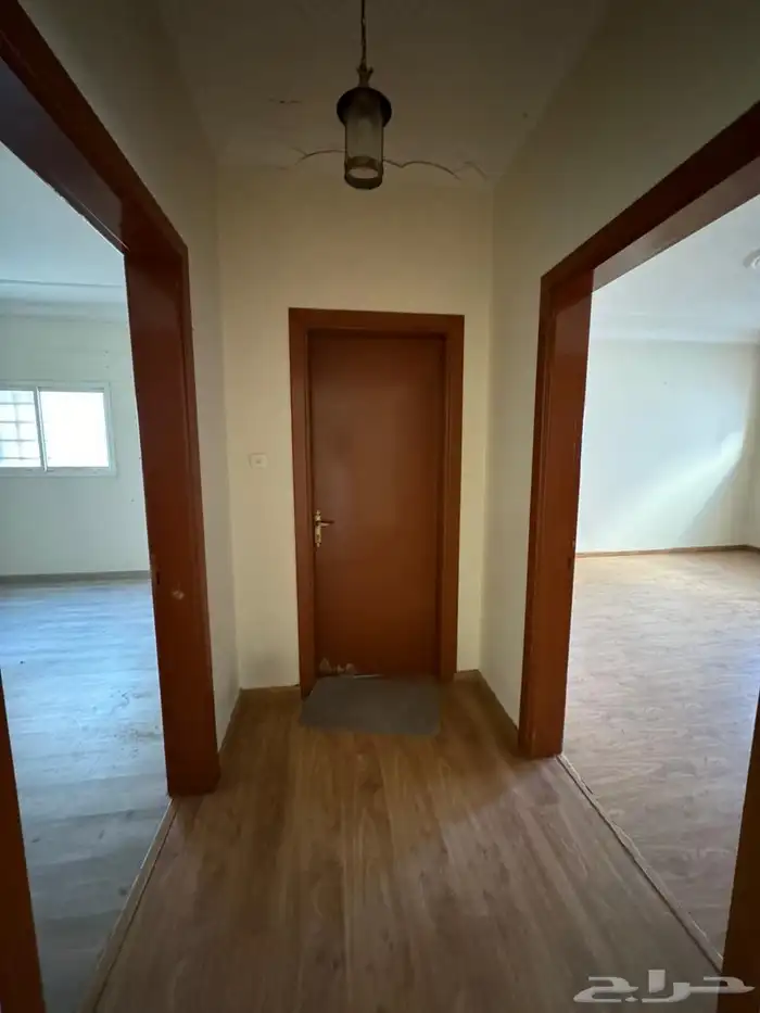 شقة للإيجار حي الخليج 0
