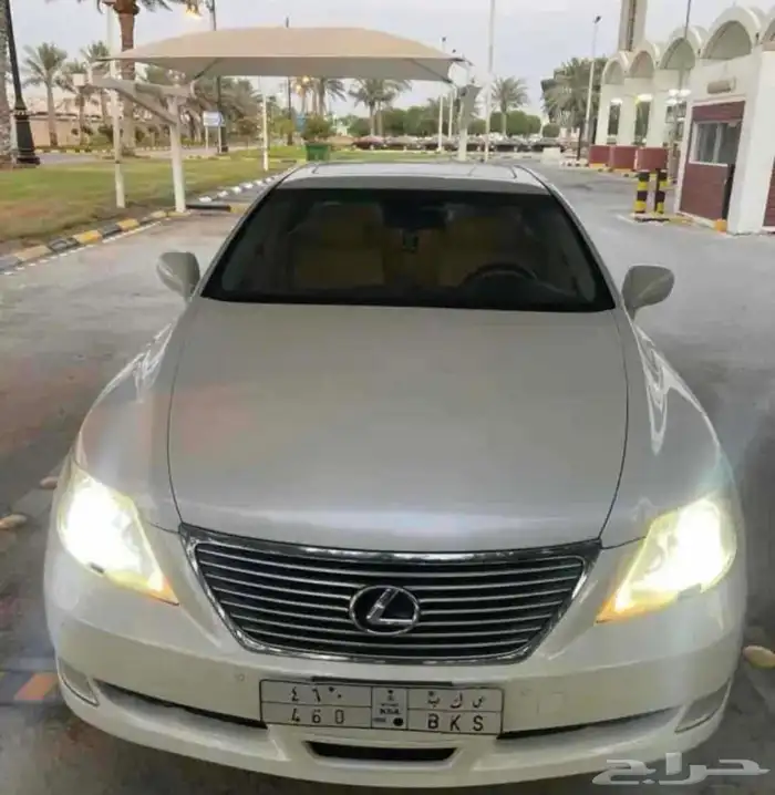 لكزس 20088 اللون أبيض فل كامل سعودي 1