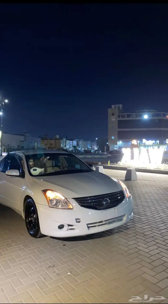 نيسان التيما 2010 8