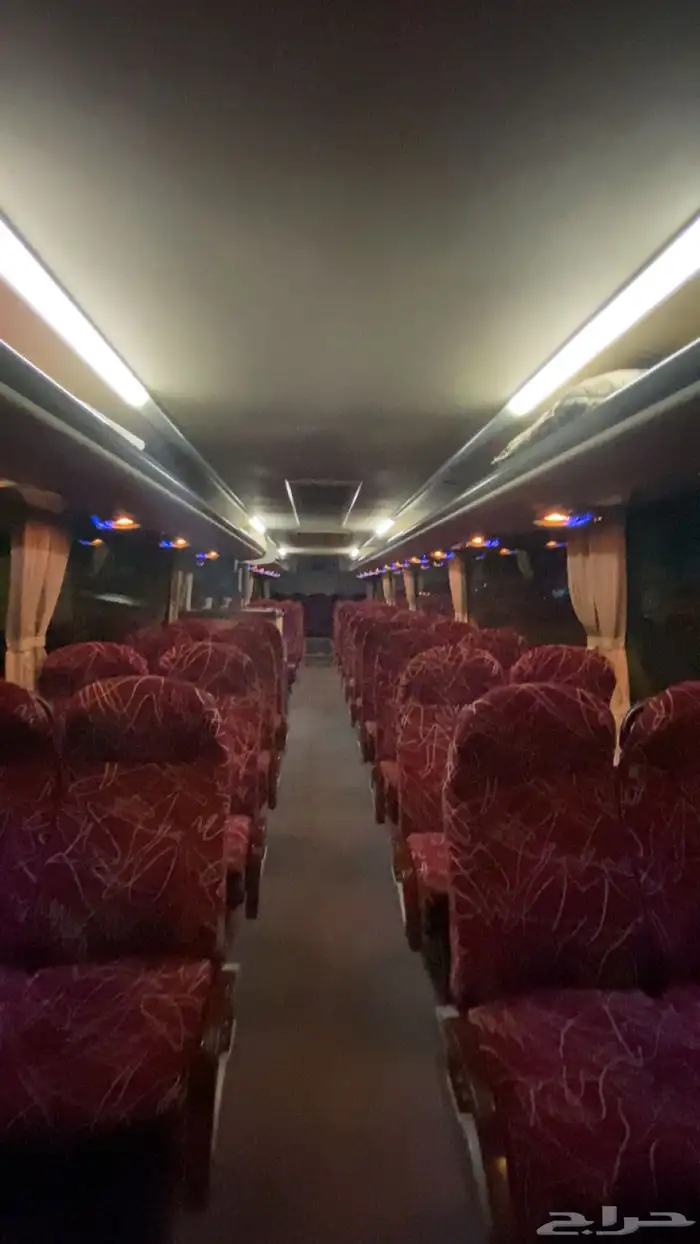 للبيع باص كنج لونج 50 راكب موديل 2013الصامل يتواصل معي واتس 5